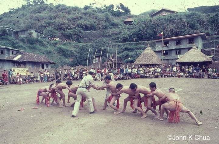imbayah festival - imbayah ethnic parade tug of war 1979 by john k chua