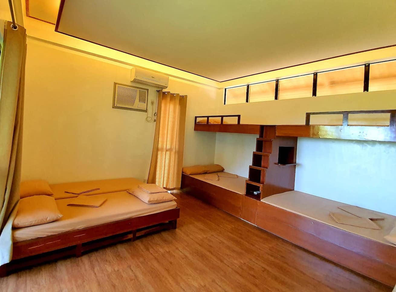 Airbnbs in Batangas - Batalang Bato Beach Cottage bedroom