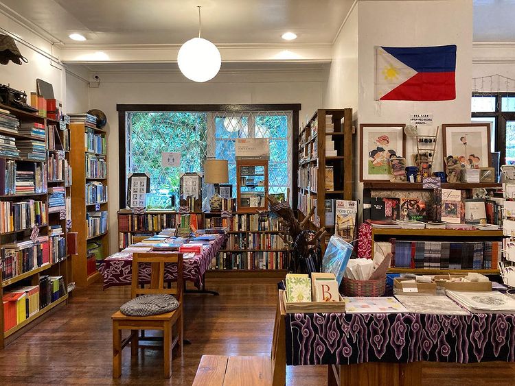 Bookstores Philippines - Mt. Cloud Bookshop