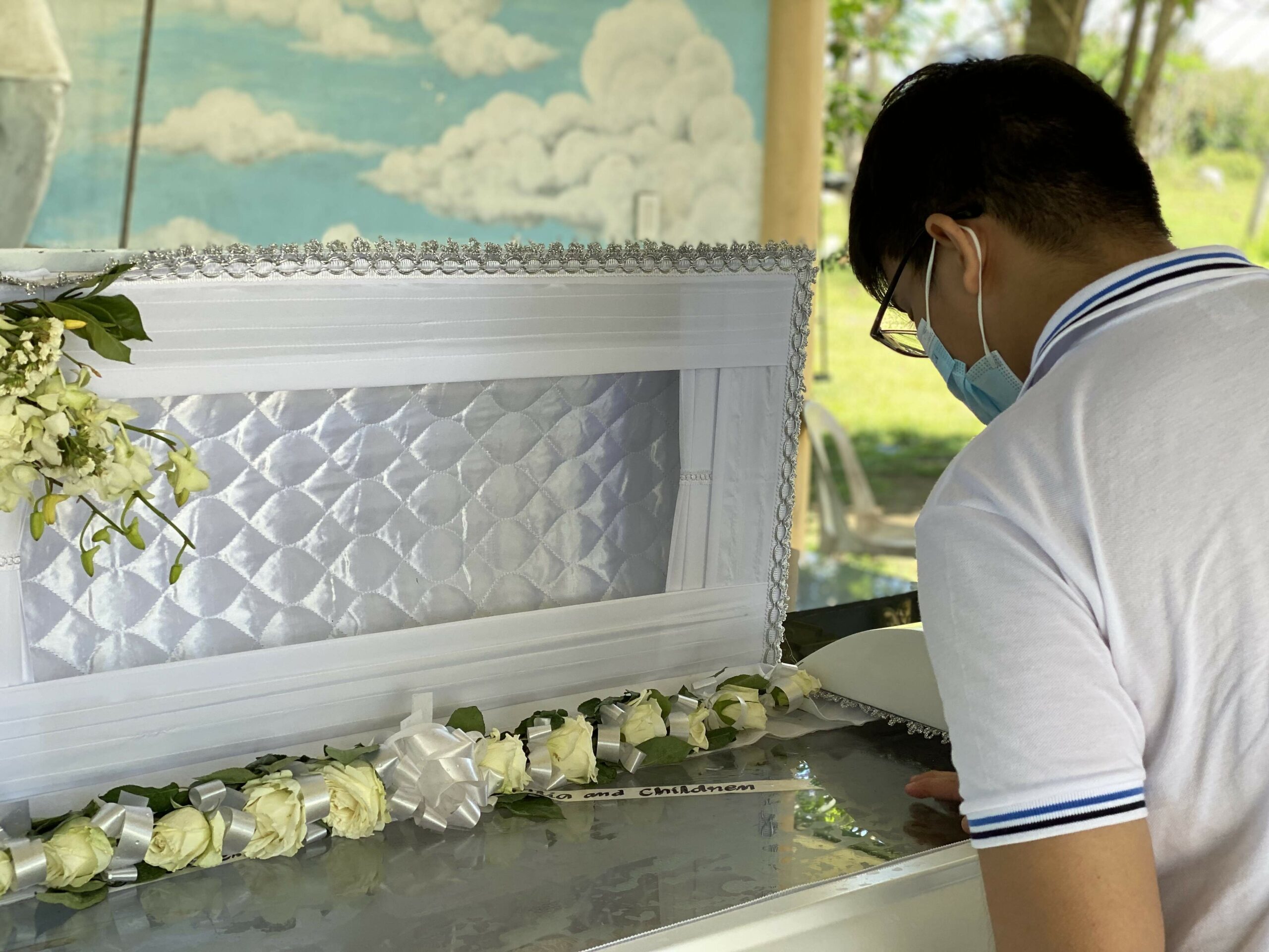 FILIPINO FUNERAL SUPERSTITIONS & BELIEFS - don't shed a tear on the casket