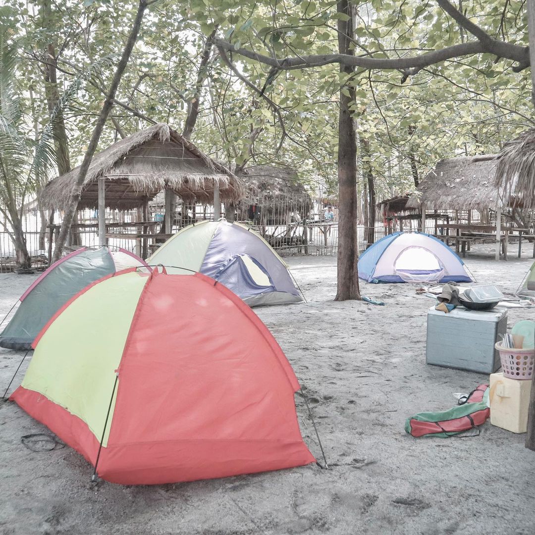 Nagsasa Cove - camping