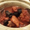 Claypot chicken wit fermented red rice wine