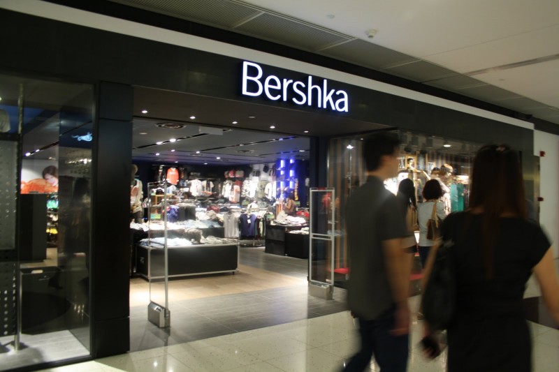 bershka white shoes price
