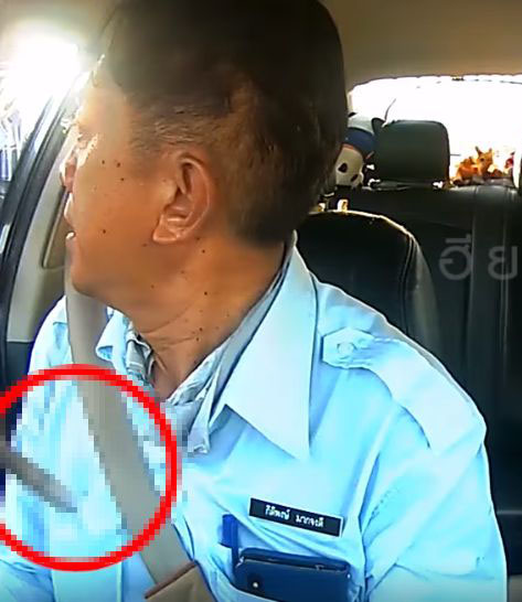 Thai taxi stab chest survive
