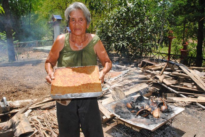 Thai grandma bake dessert without oven