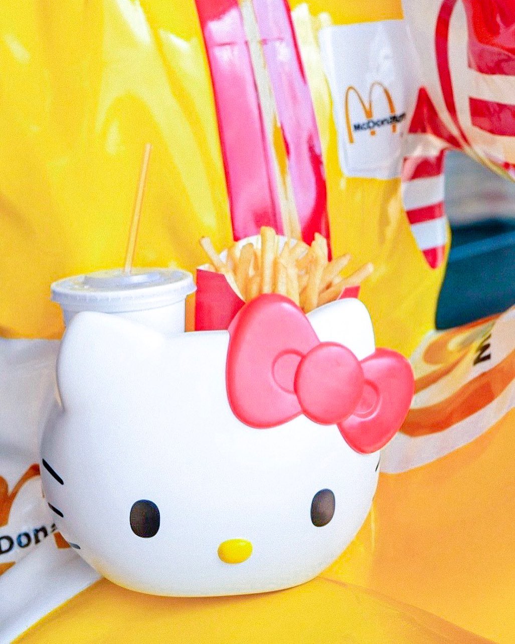 Hello Kitty McDonald's