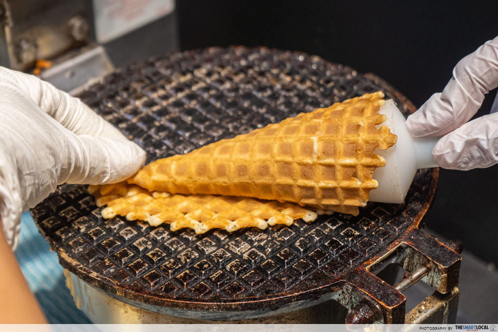 freshly made waffle cone at Softair