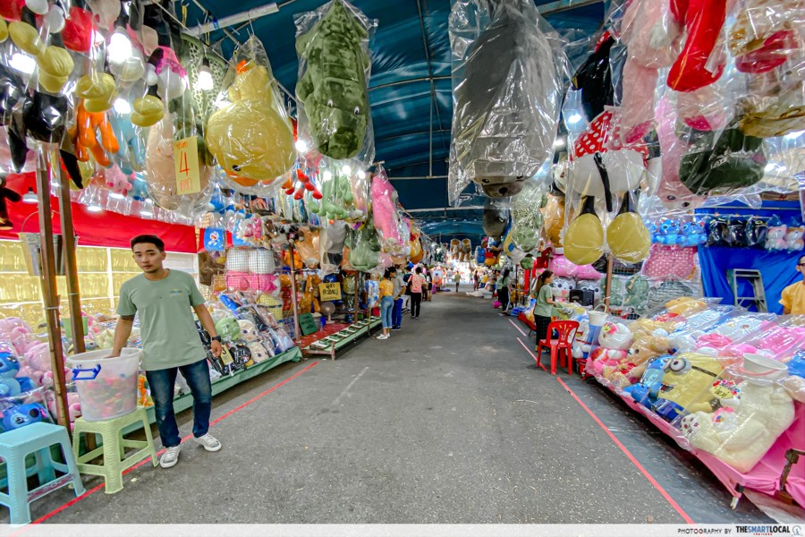 Kaset Fair 2020 - What To Check Out At Bangkok's Famous Uni Food Market And Funfair