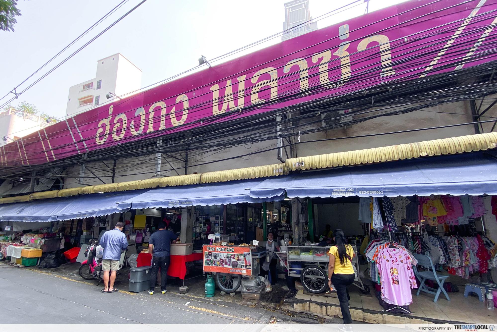 8 Bangkok Markets Super Popular With Locals That Most Tourists Haven’t Discovered Yet
