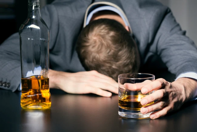 Thai Alcoholics Suffer From Severe Withdrawals