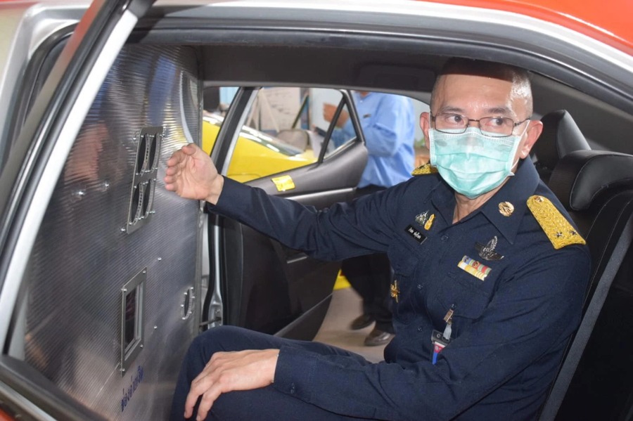 Thai Air Force Designs ‘Taxi Shield’ To Separate Passengers & Drivers During COVID-19 Pandemic