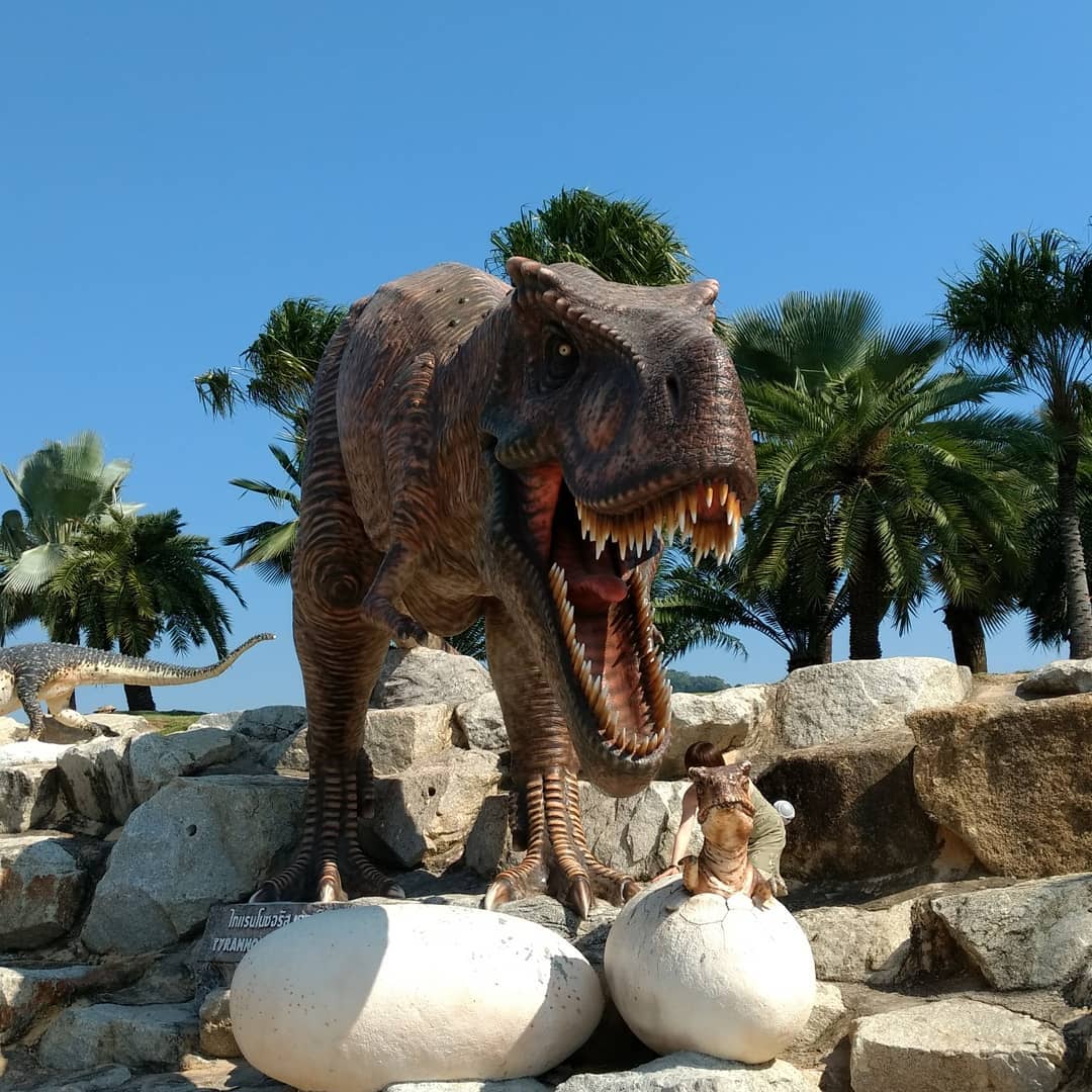 DinoValley t-rex