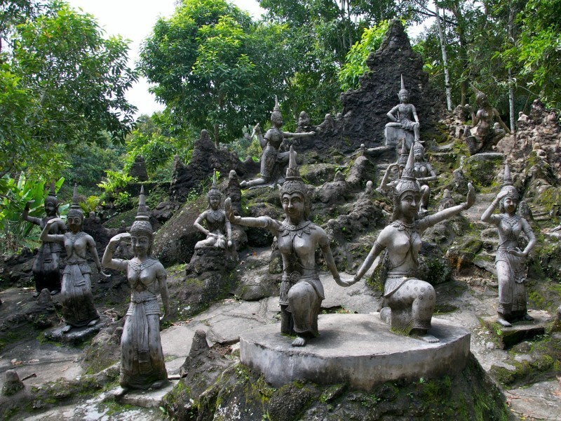 HikingTrail buddha garden statues