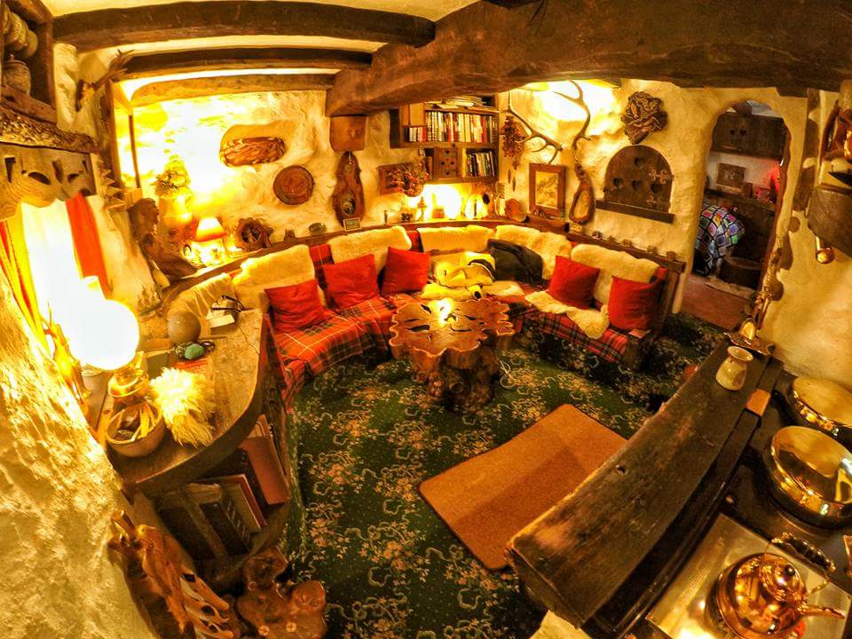 Hobbit house in Scotland