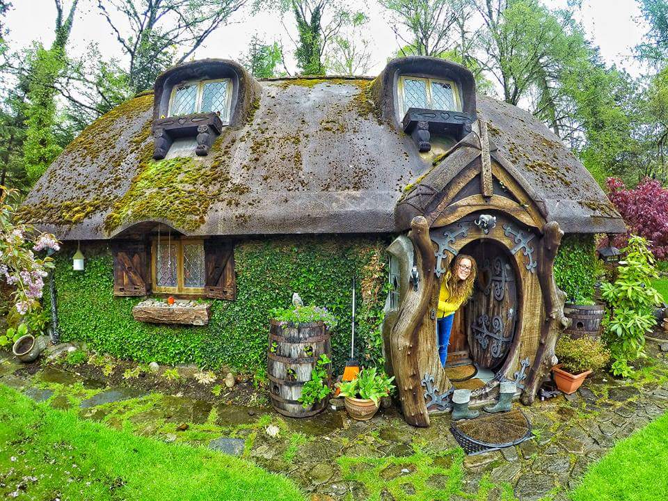 Hobbit house in Scotland