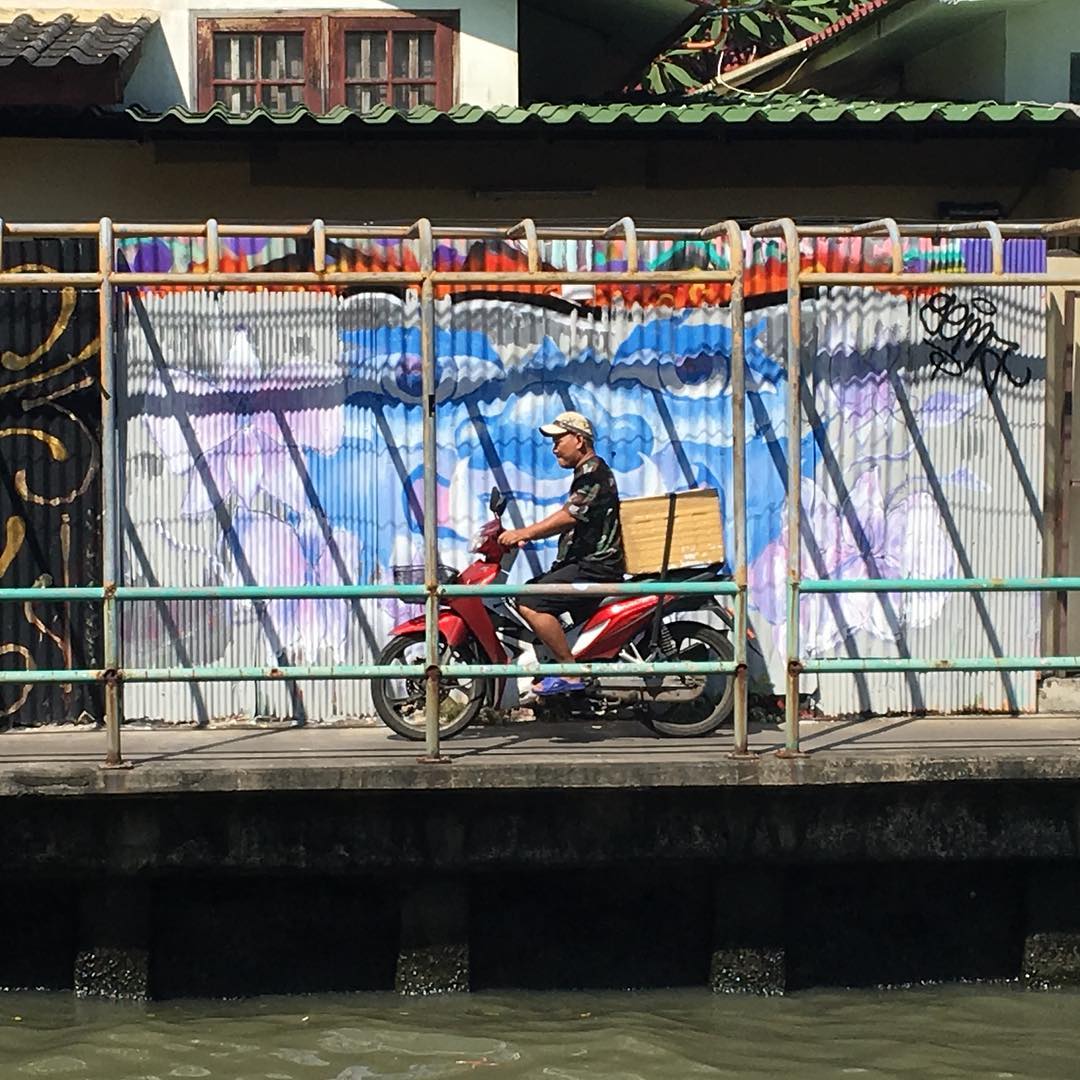 graffit-khlong-water-bus