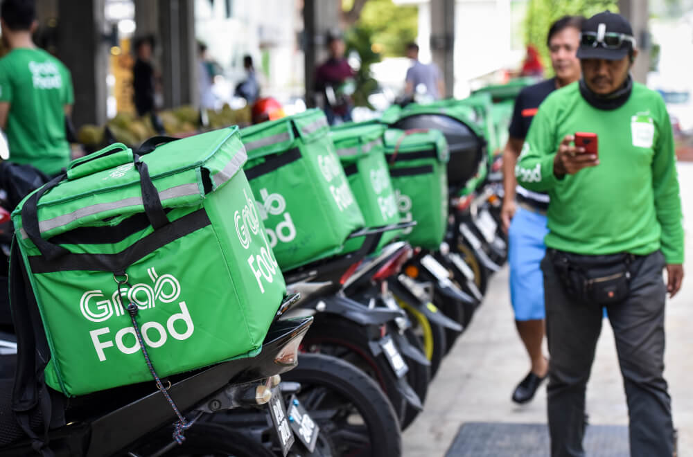 grab drivers protest in thailand