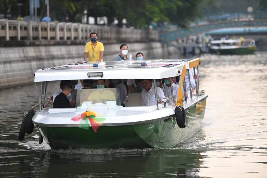 governor-e-boat