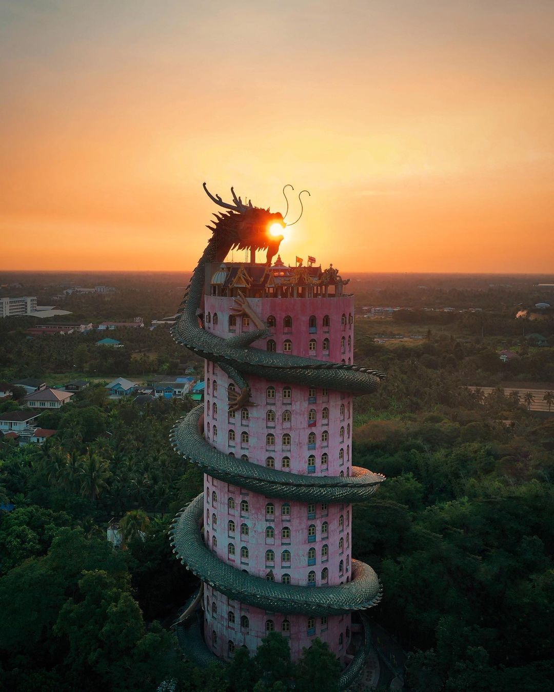 Wat Samphran Has A 17-Storey Dragon Tower