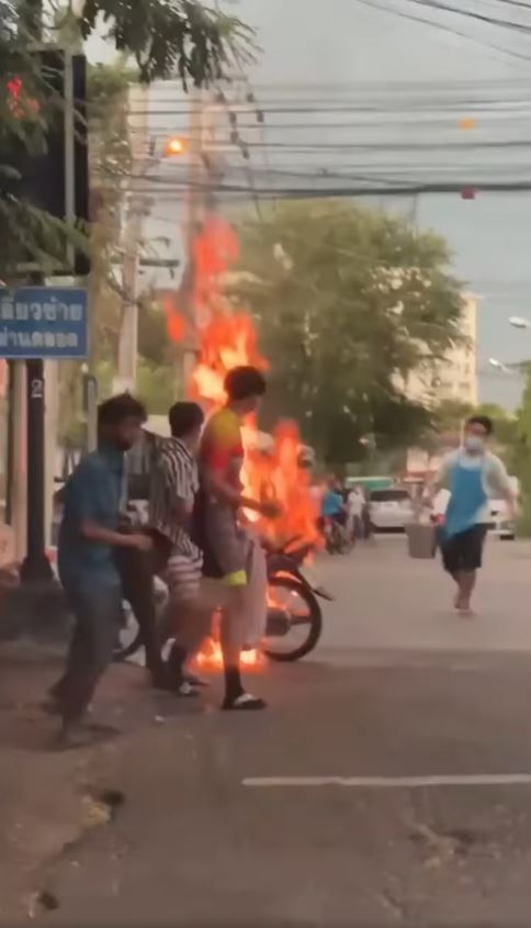 motorcycle-bursts-flames