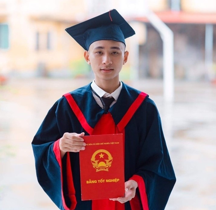 highschool dropout_Vietnam exam top scorer