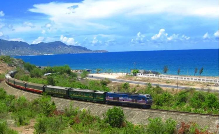 vietnam railway_nha trang