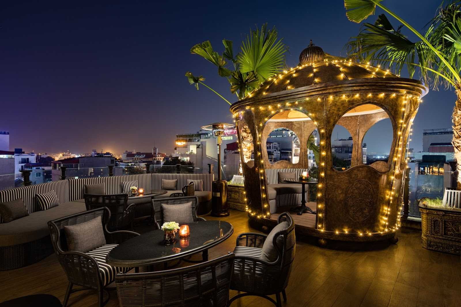 hanoi rooftop bars - terraco sky bar crown decor