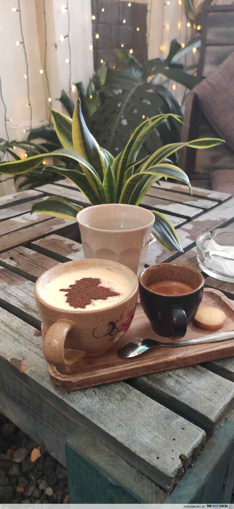 instagram-worthy cafes Đà Nẵng - goblin cafe drink
