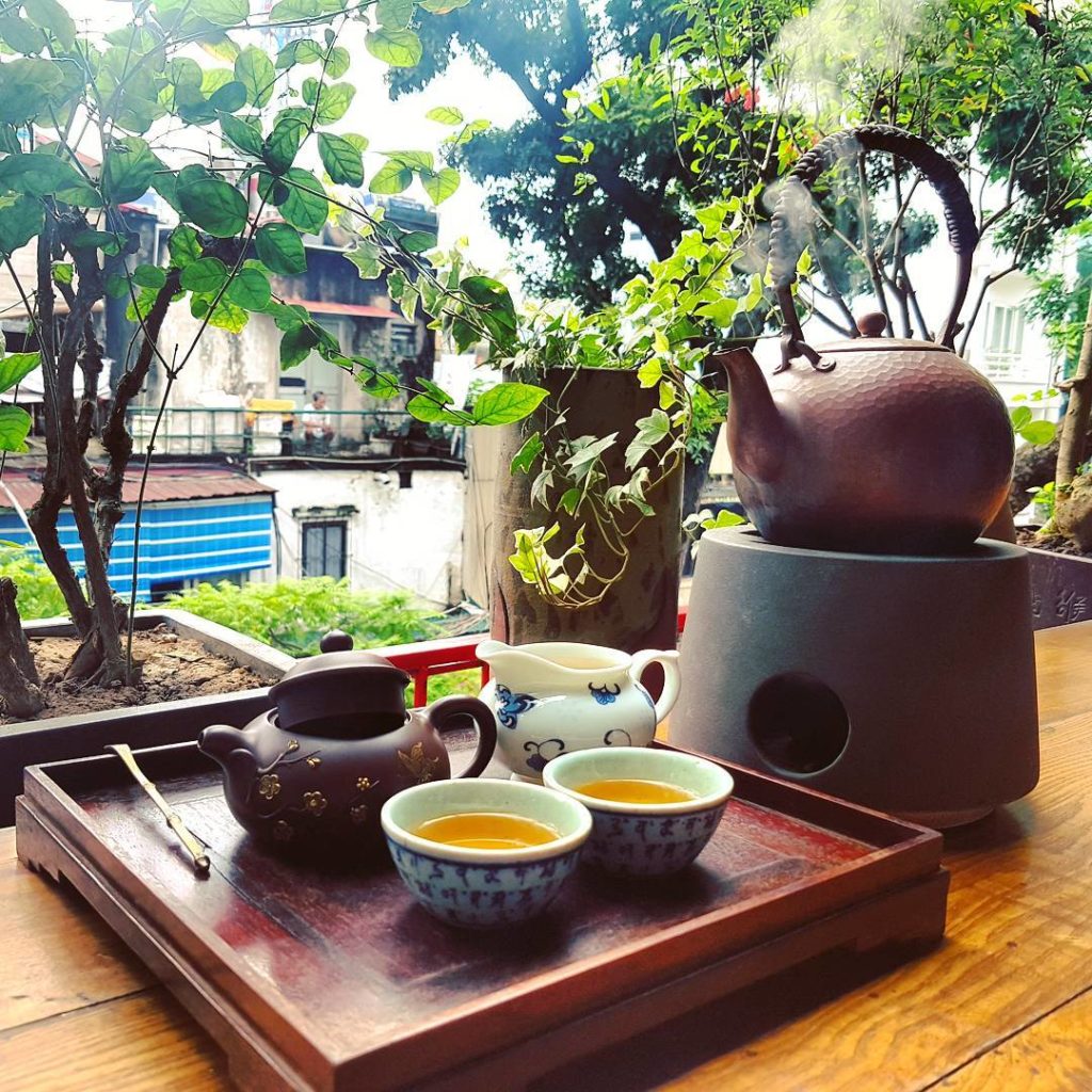 8 Hanoi Teahouses For Gatherings, From Traditional To Modern Spaces