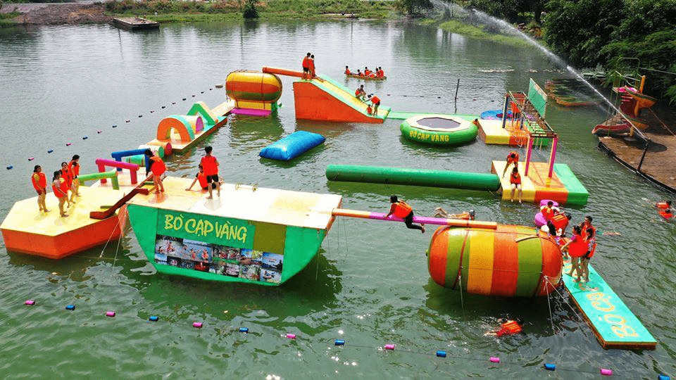 Things to do at Bò Cạp Vàng Ecological Park - Water park