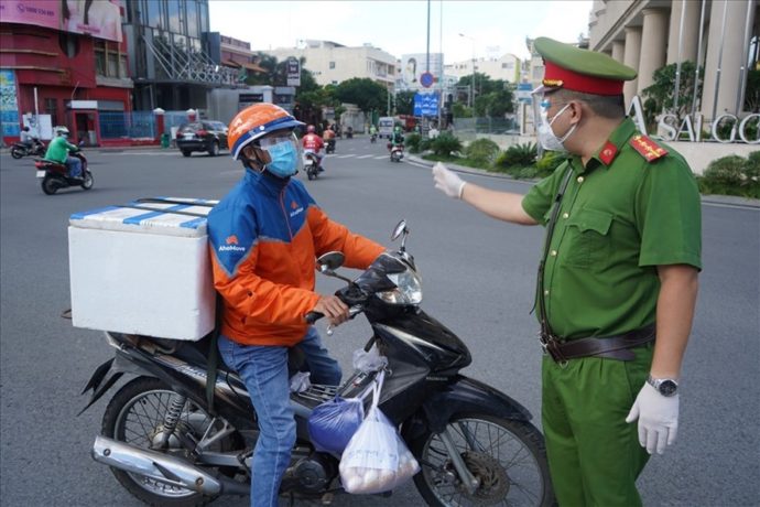 Saigon Enforces New Rules On Delivery Drivers, Each Only Allowed To ...