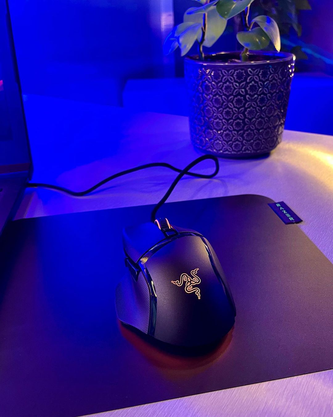 gaming mice - razer basilisk