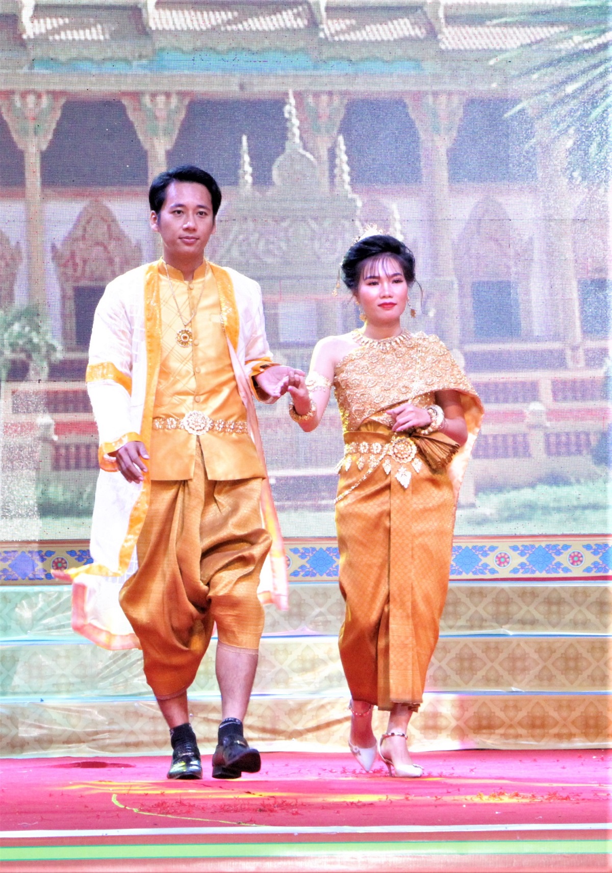 vietnamese ethnic clothing - khmer