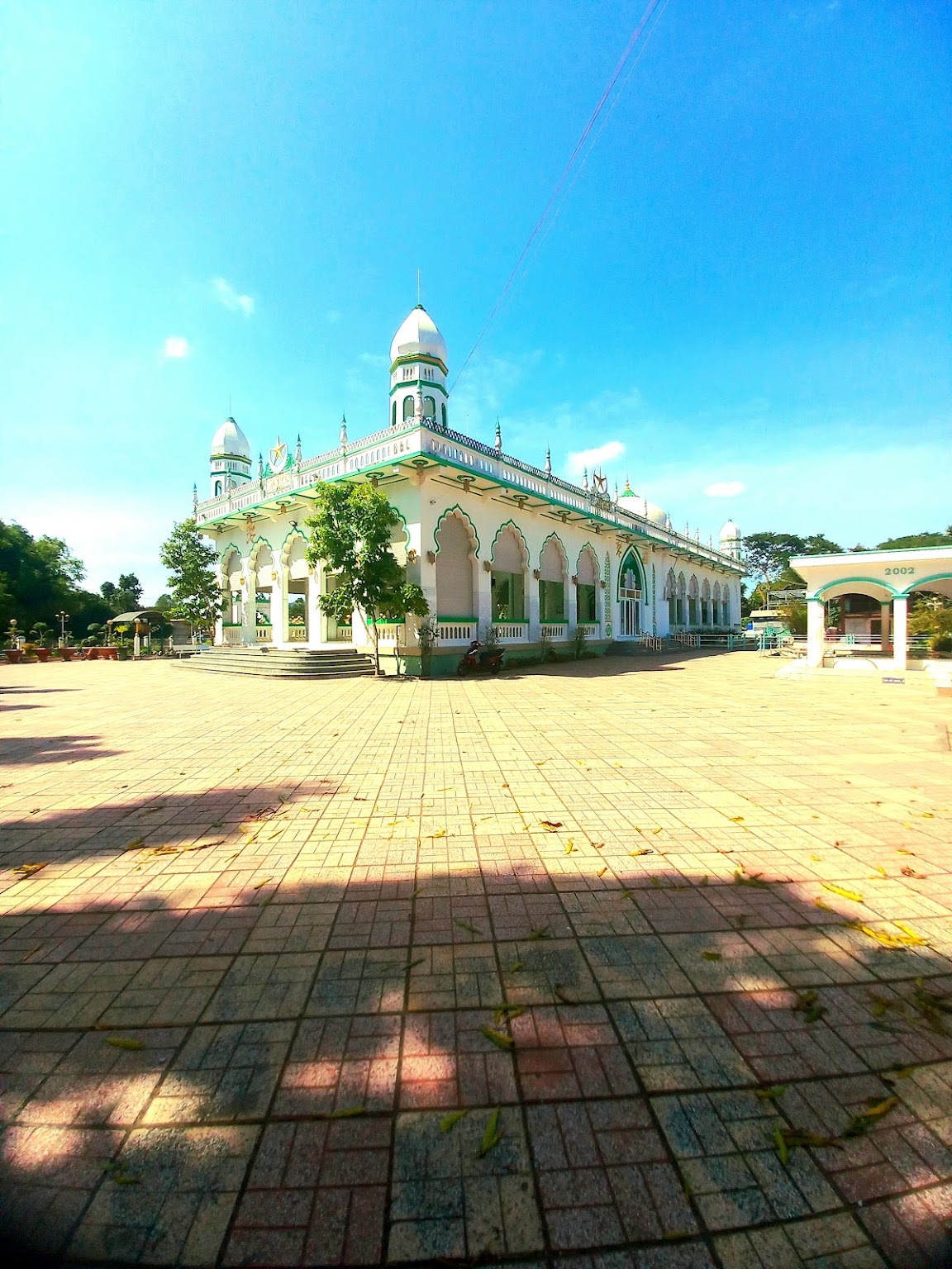 Masjid Jamiul Azhar Mosque in An Giang