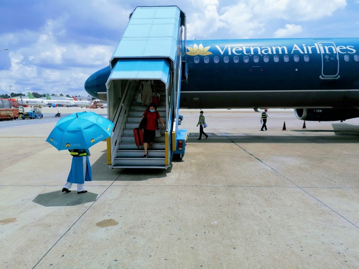 hcmc airport vietnam airlines