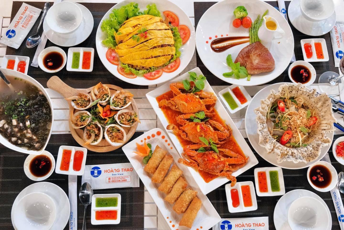 Hoang Thao Restaurant - Food