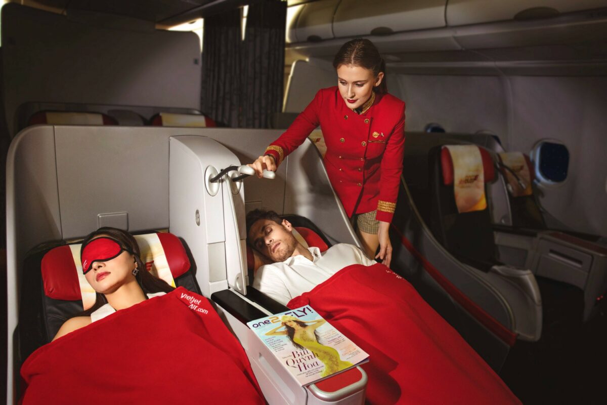 Vietjet_Skyboss business seat with bed
