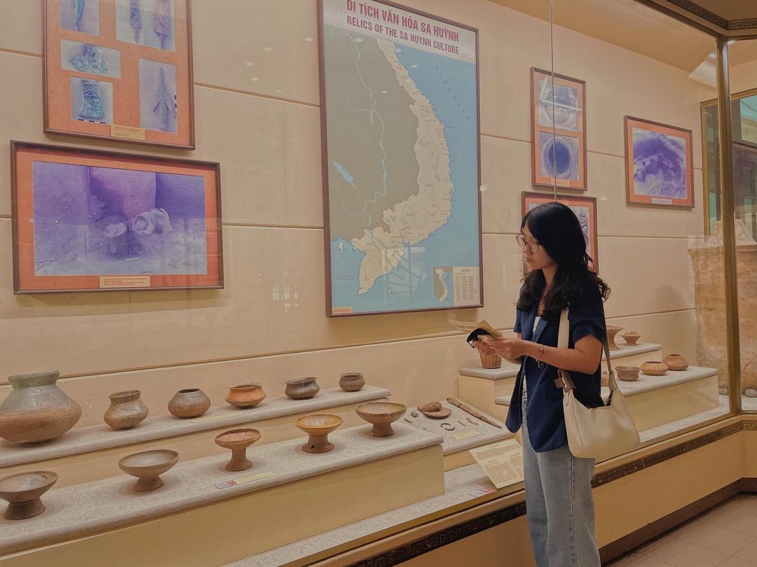 hanoi ultimate guide - national museum inside