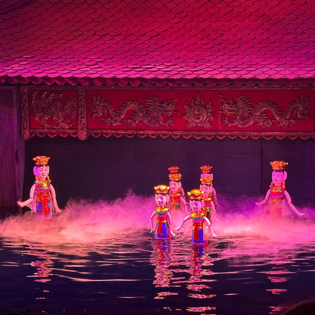 water puppet performance