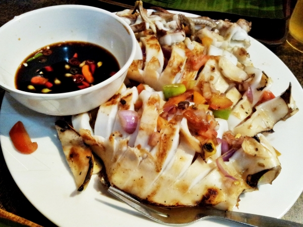 b2ap3_thumbnail_Street-Food---Dampa-Paluto-Seafood-06-Grilled-Squid.jpg