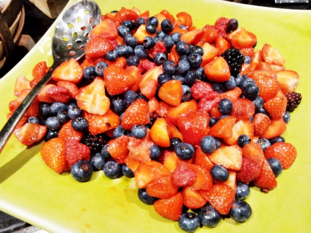 b2ap3_thumbnail_Street-Food---Seasonal-Berry-Fruit-Salad-Strawberry-Blueberry-Blackberry-Raspberry.jpg