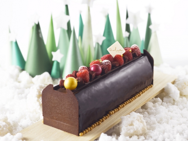 b2ap3_thumbnail_Chuao-Amedei-Dark-Chocolate-Raspberry-Log-Cake.jpg