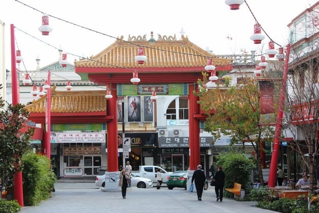 b2ap3_thumbnail_chinatown-mall-moon-festival-valley1-Copy.jpg