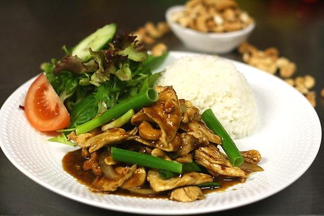 10 Thai Restaurants In Sydney That Ll Leave You With Nothing But