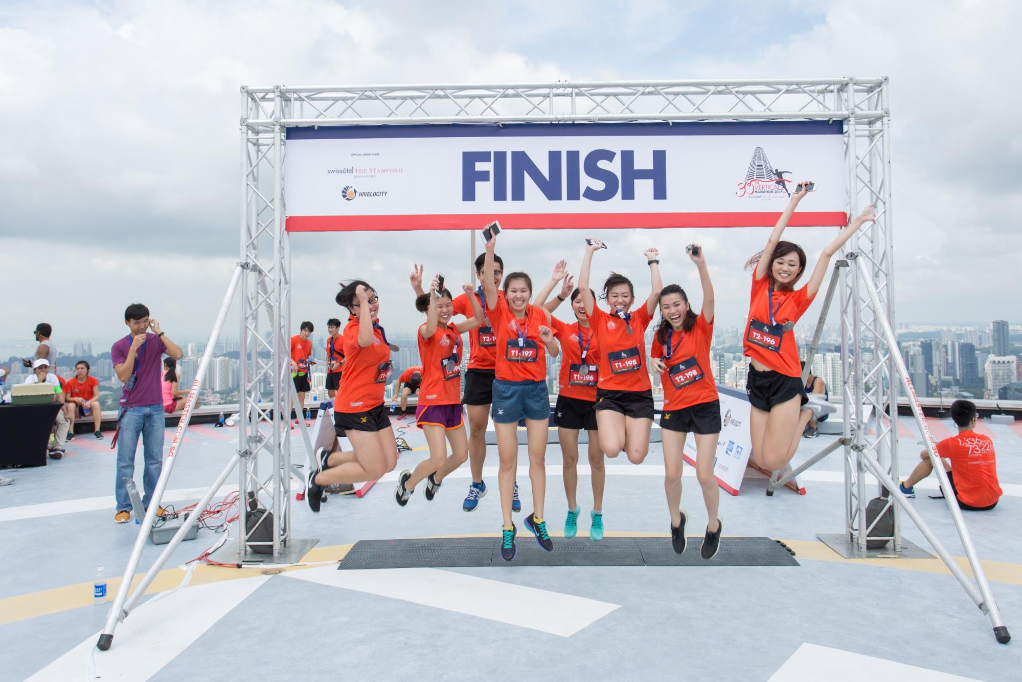 vertical marathon swissotel the stamford 2018 - finish line winners