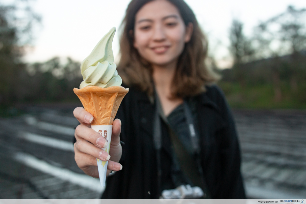 Nagano kamokochi matsumoto guide - daio wasabi farm ice cream