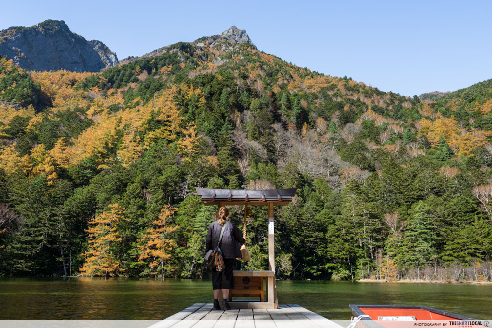 Nagano kamokochi matsumoto guide - myojin pond