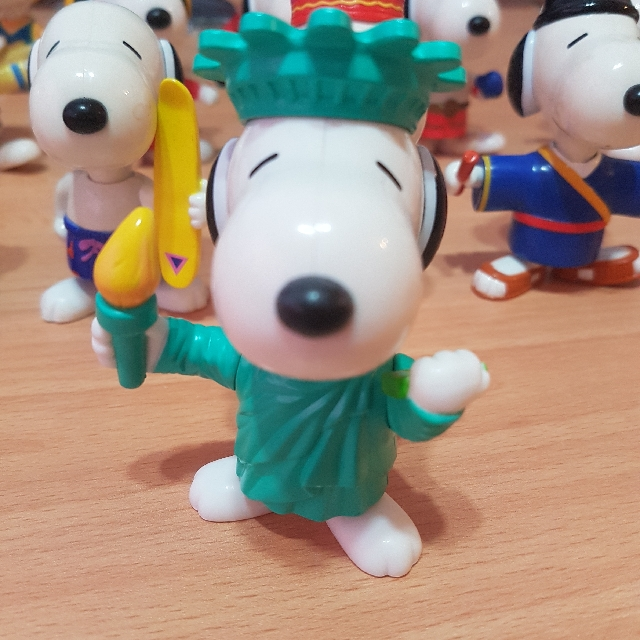 snoopy happy meal toys singapore 1999