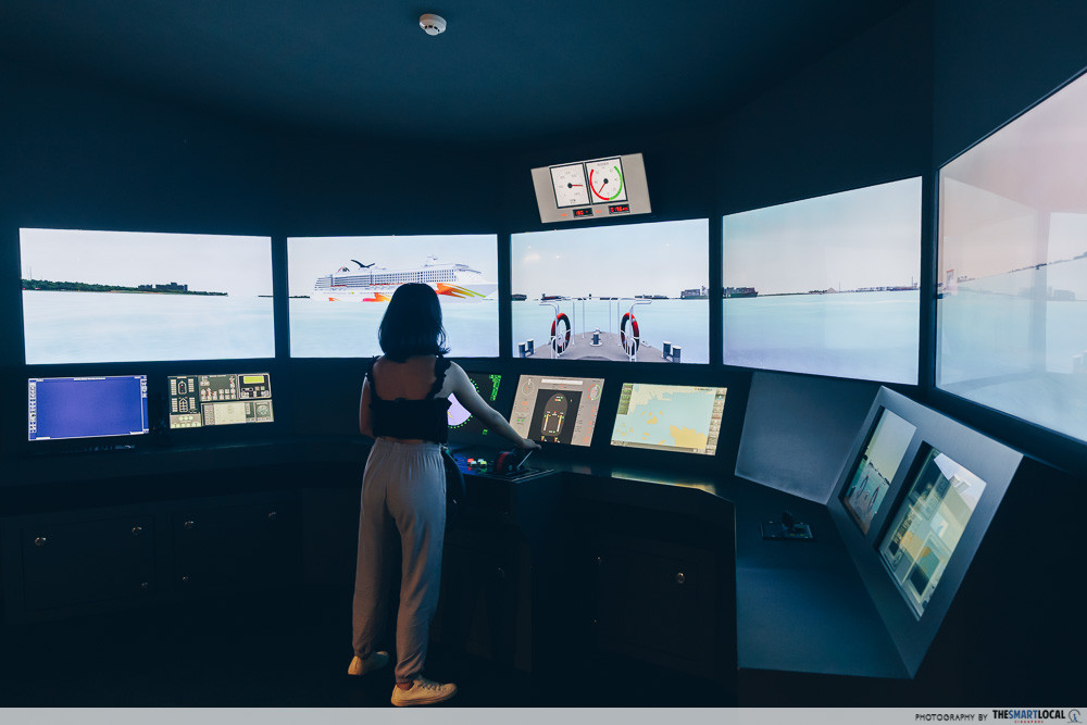 Singapore Maritime Gallery - simulator