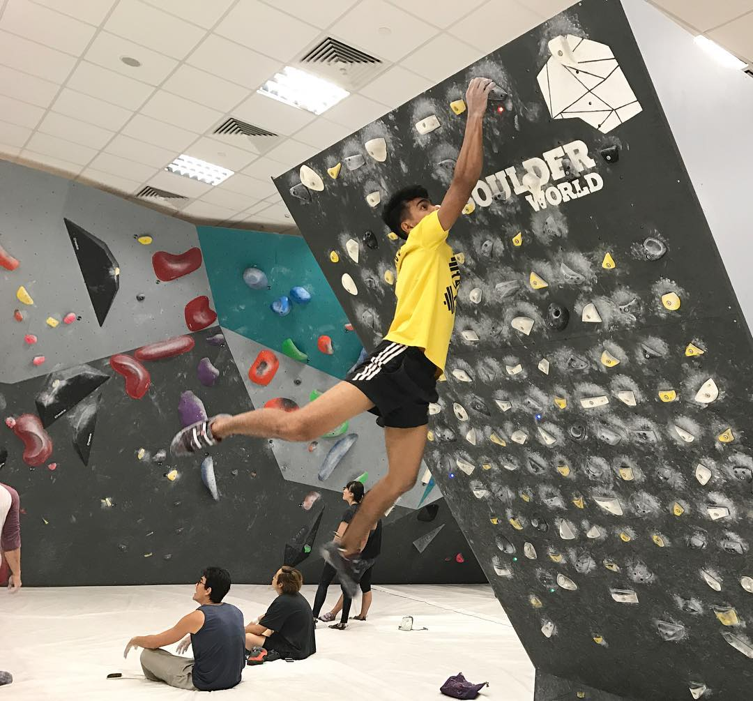 rock climbing bouldering gym singapore beginners pro boulder world yoga classes